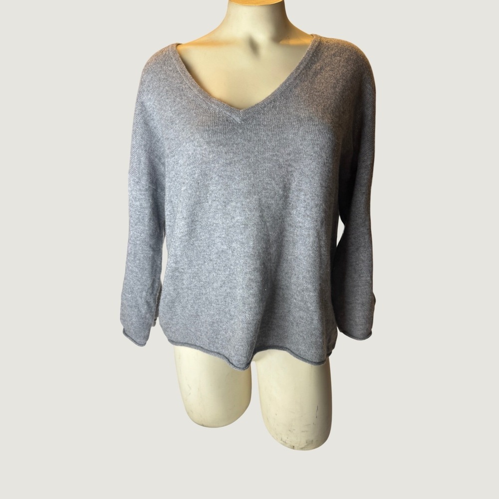 Velvet Graham Spencer 100% Cashmere Tie Cuff V Neck Sweater Gray Small